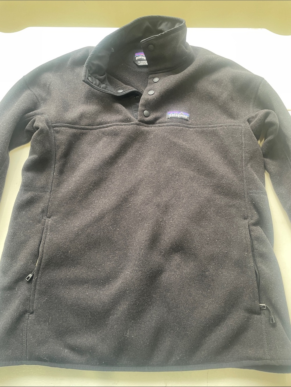 Women’s Patagonia pull over sweatshirt